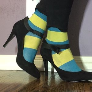 Nine West Gushing Court Black suede heels- size 11